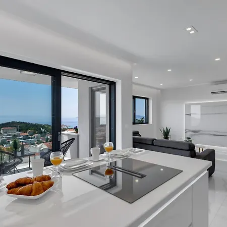 Luxury Seaview Dzenan