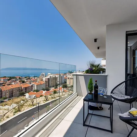 Apartment Luxury Seaview Dzenan